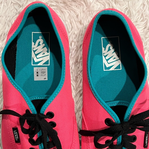 Hot pink vintage style Vans sneakers 90s - Picture 6 of 7